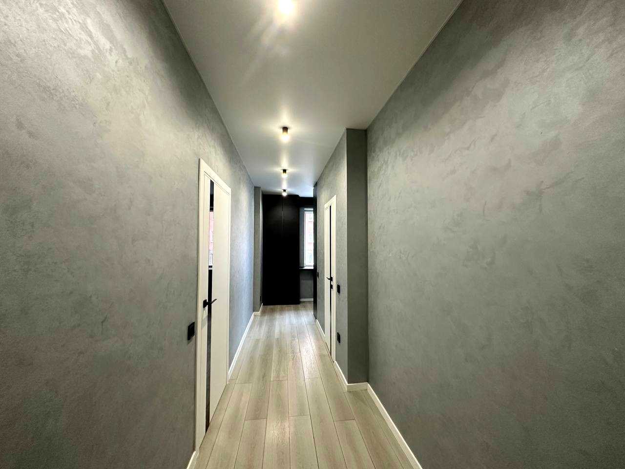 1864920353676433