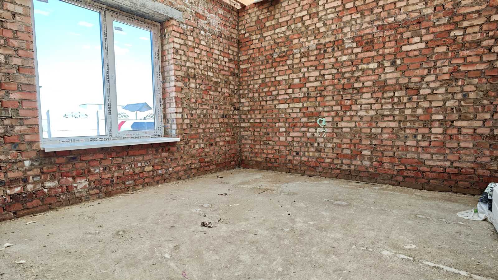 1864924114855270