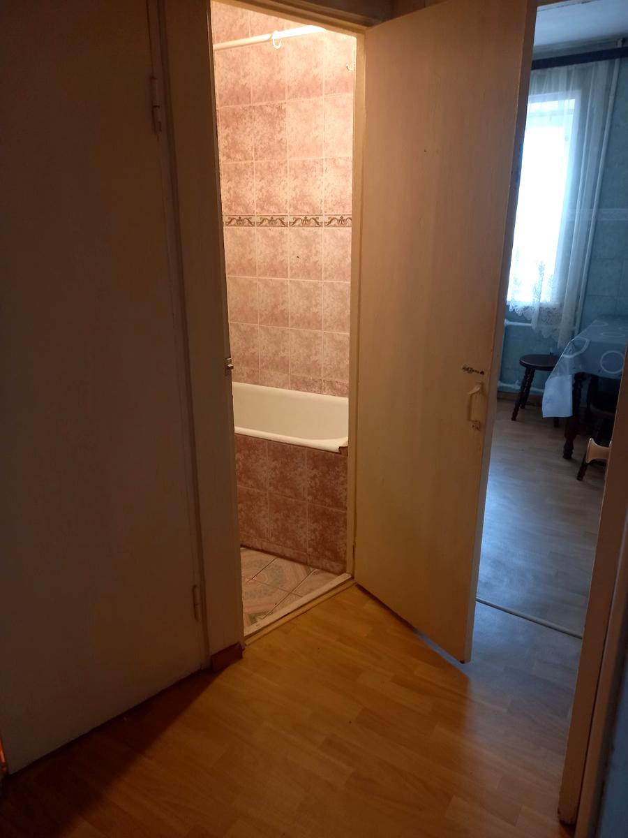 1864935932545570