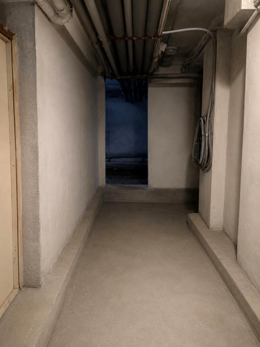1864962572274862