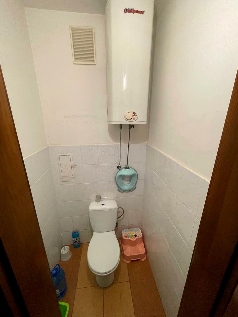 1864968472947604