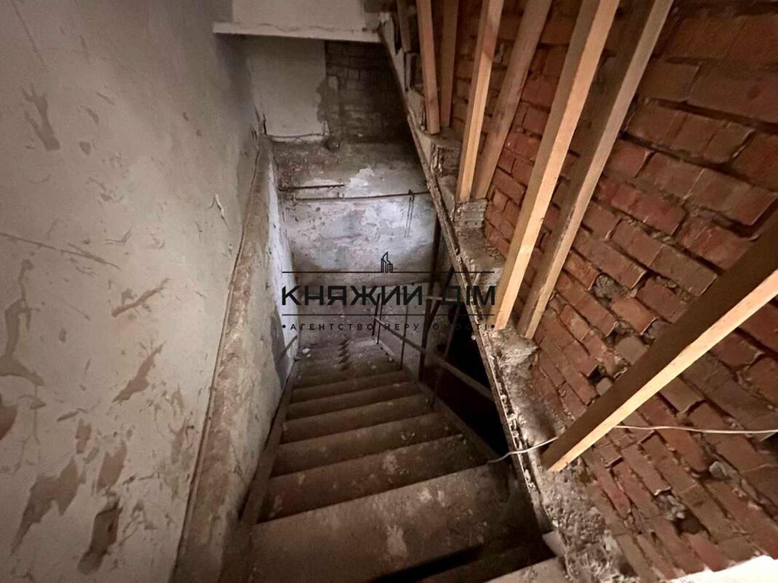 1864969187151041