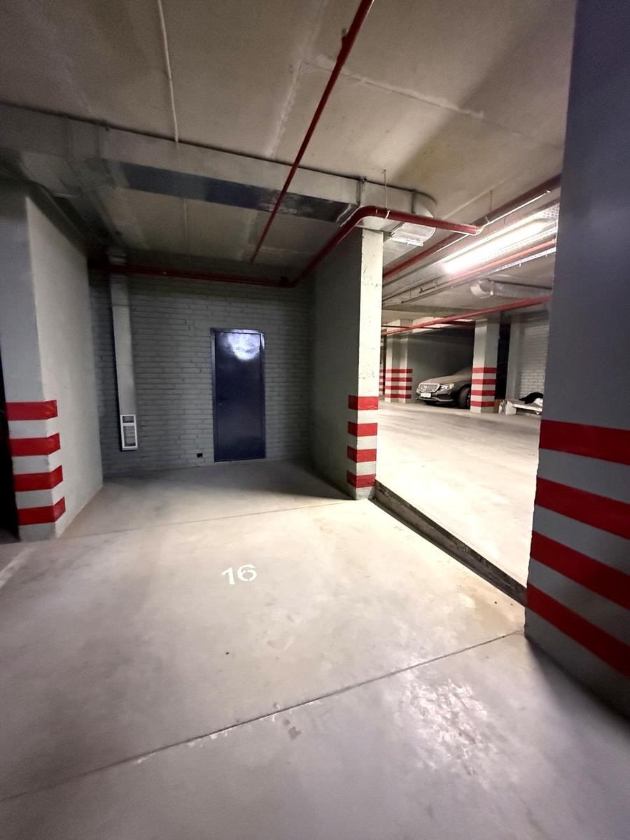 1864971182199325