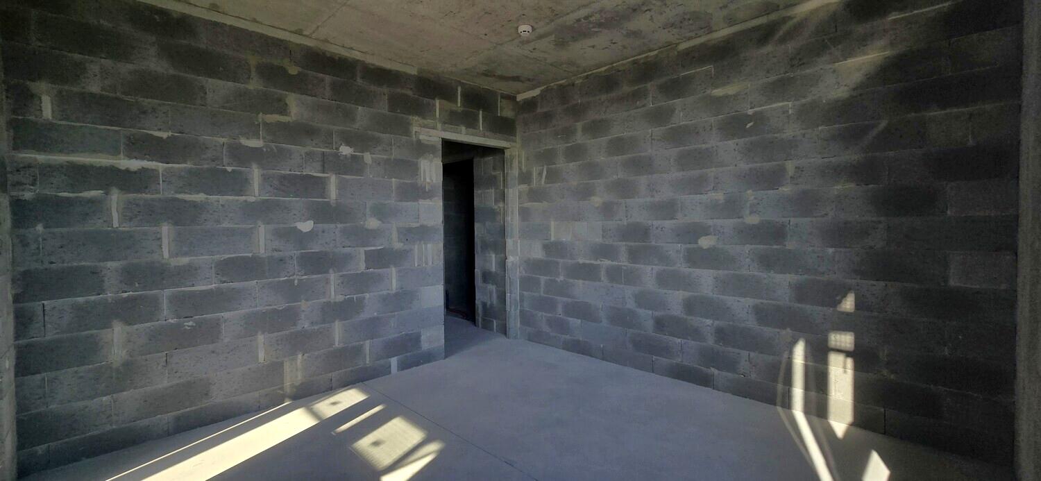 1864972376523387