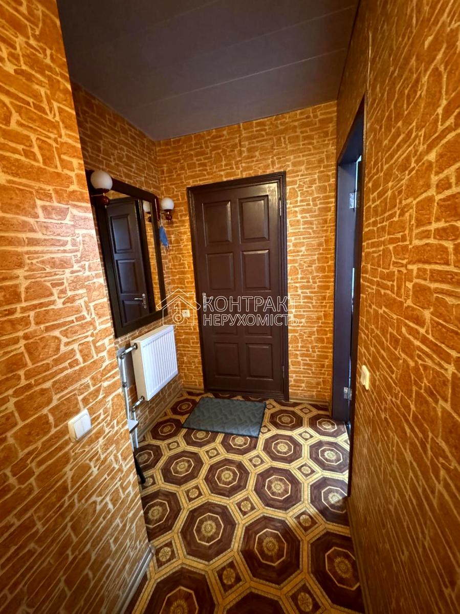 1864976656890292