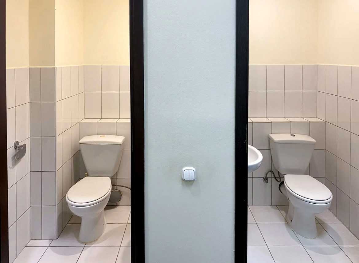 1864978940699023