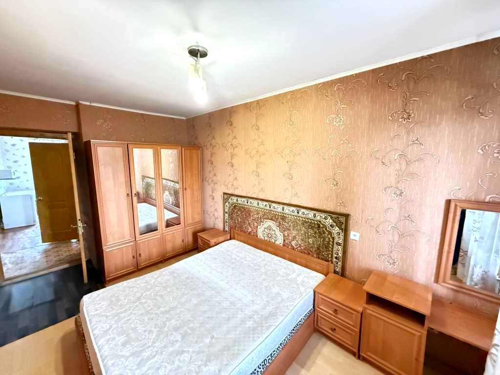 1864979956563615