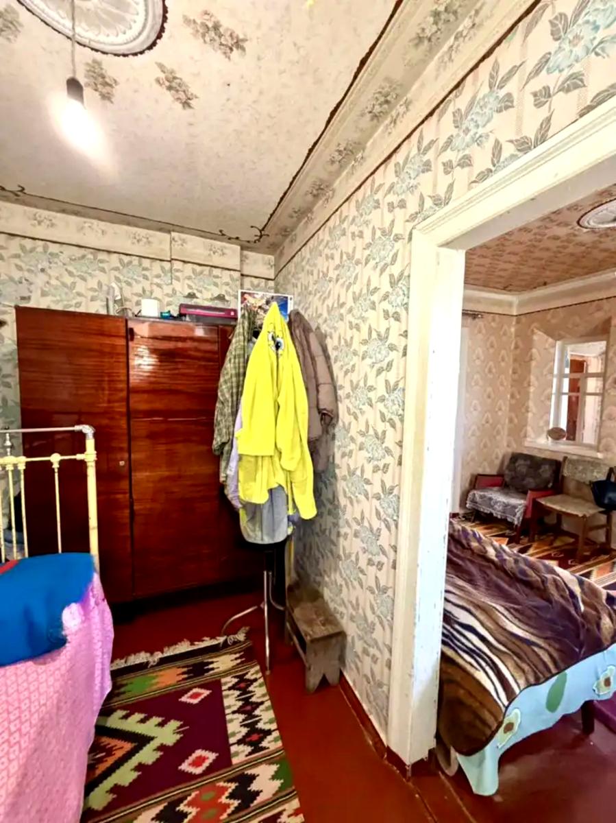 1864980397011813