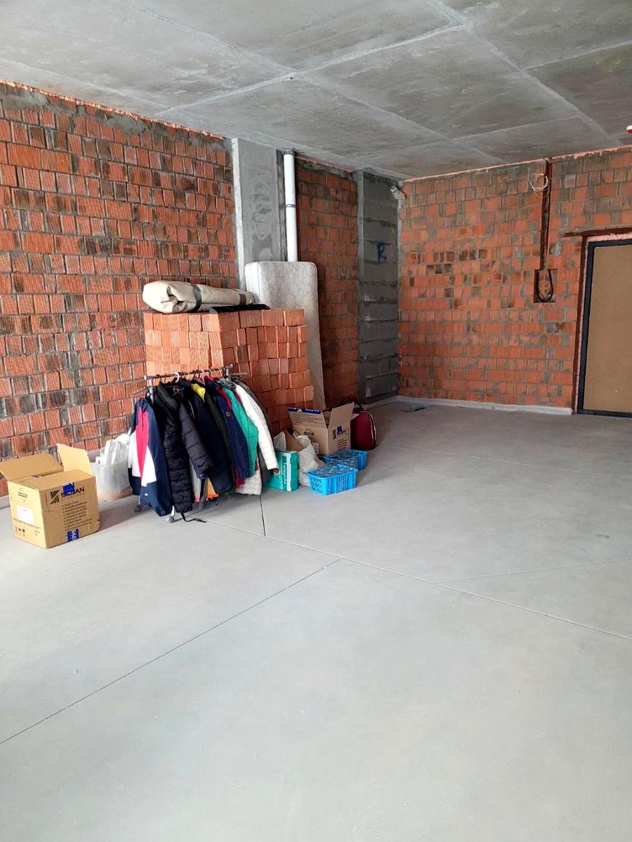 1864981497013753
