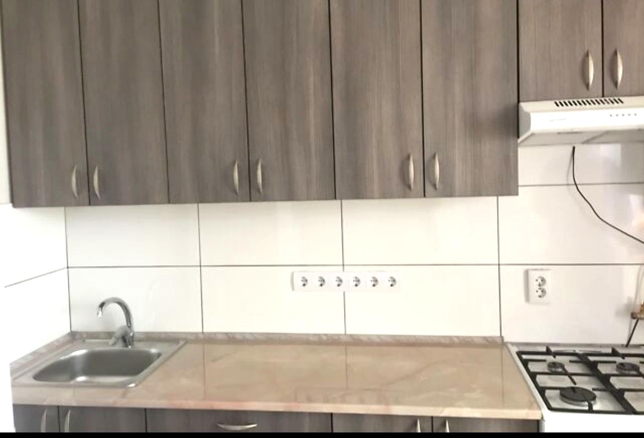 1864983942667339