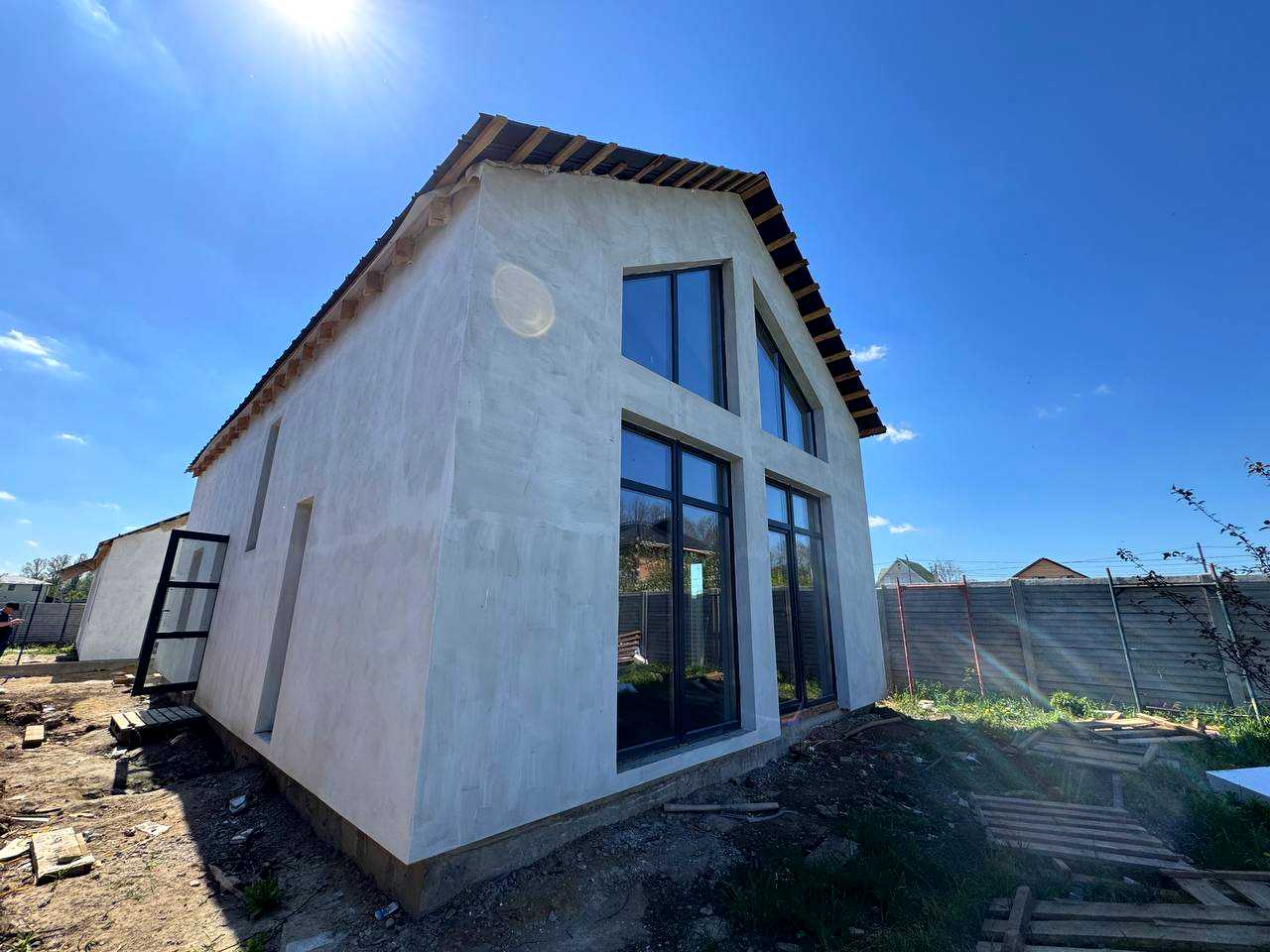 1864985450920716