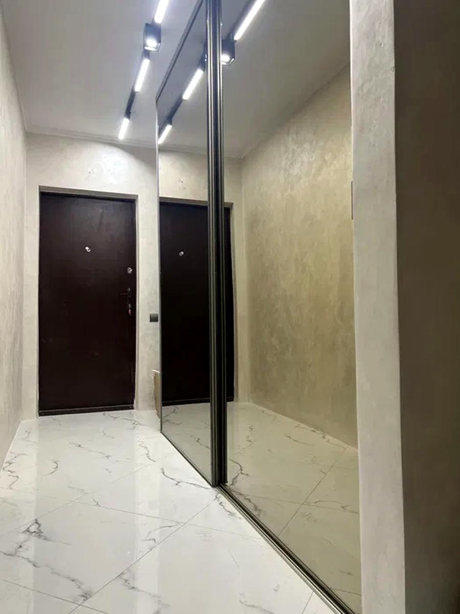 1864986583537624