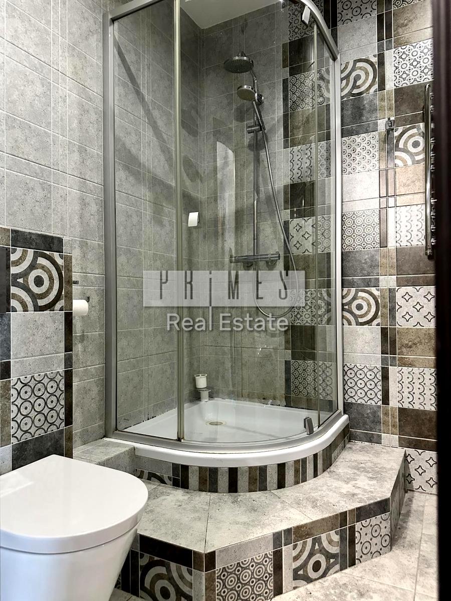 1864986948956546