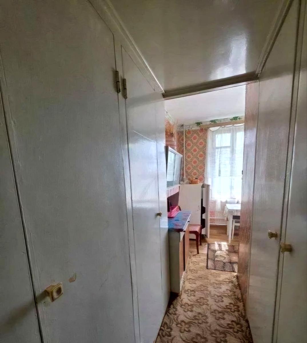 1864987955886959