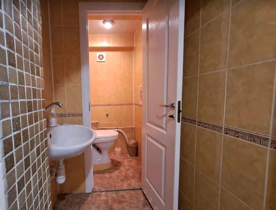 1864988055209657
