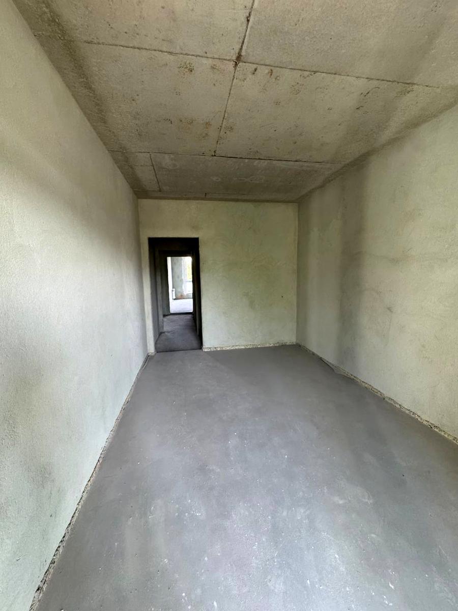 1864991671862334