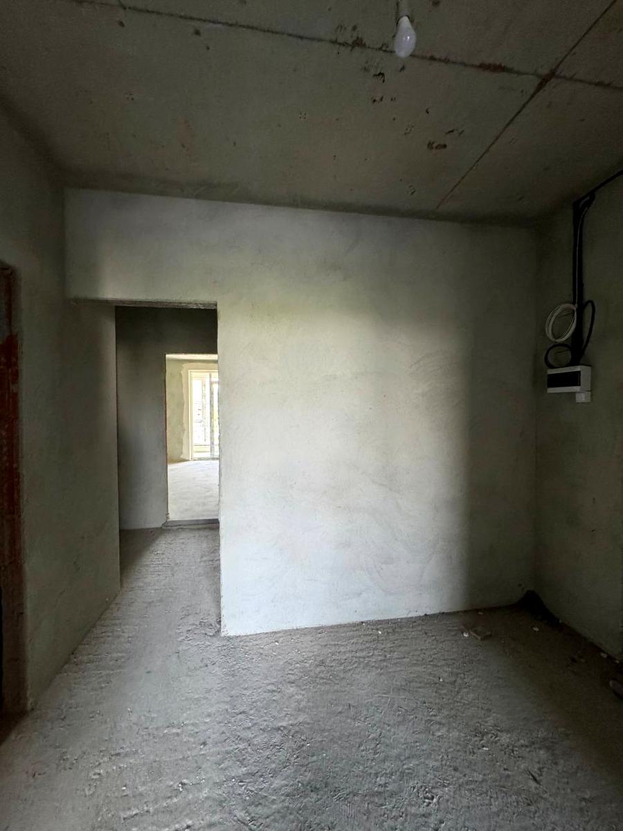 1864991672347511