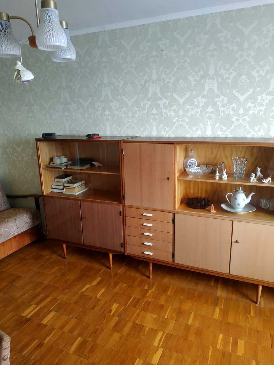 1864992424877561