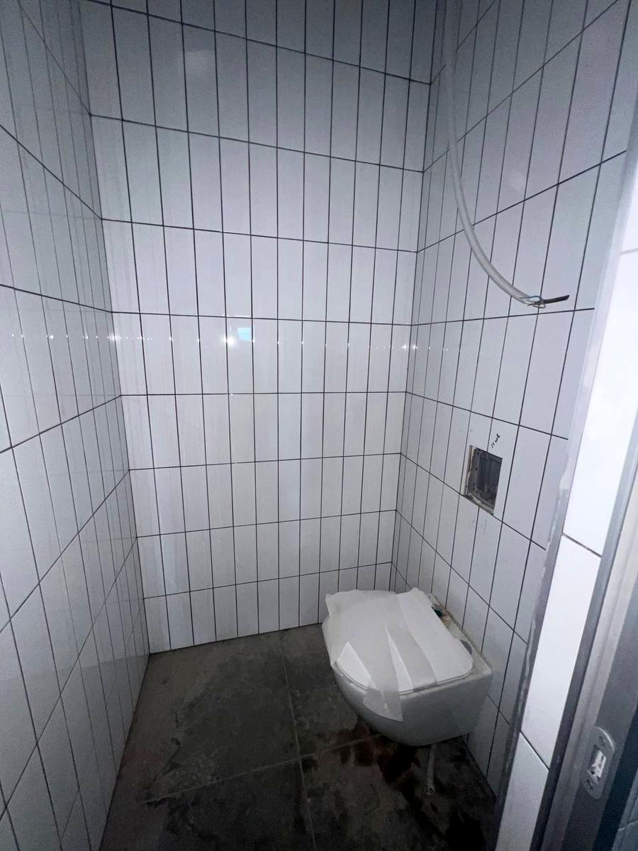 1864993967795557