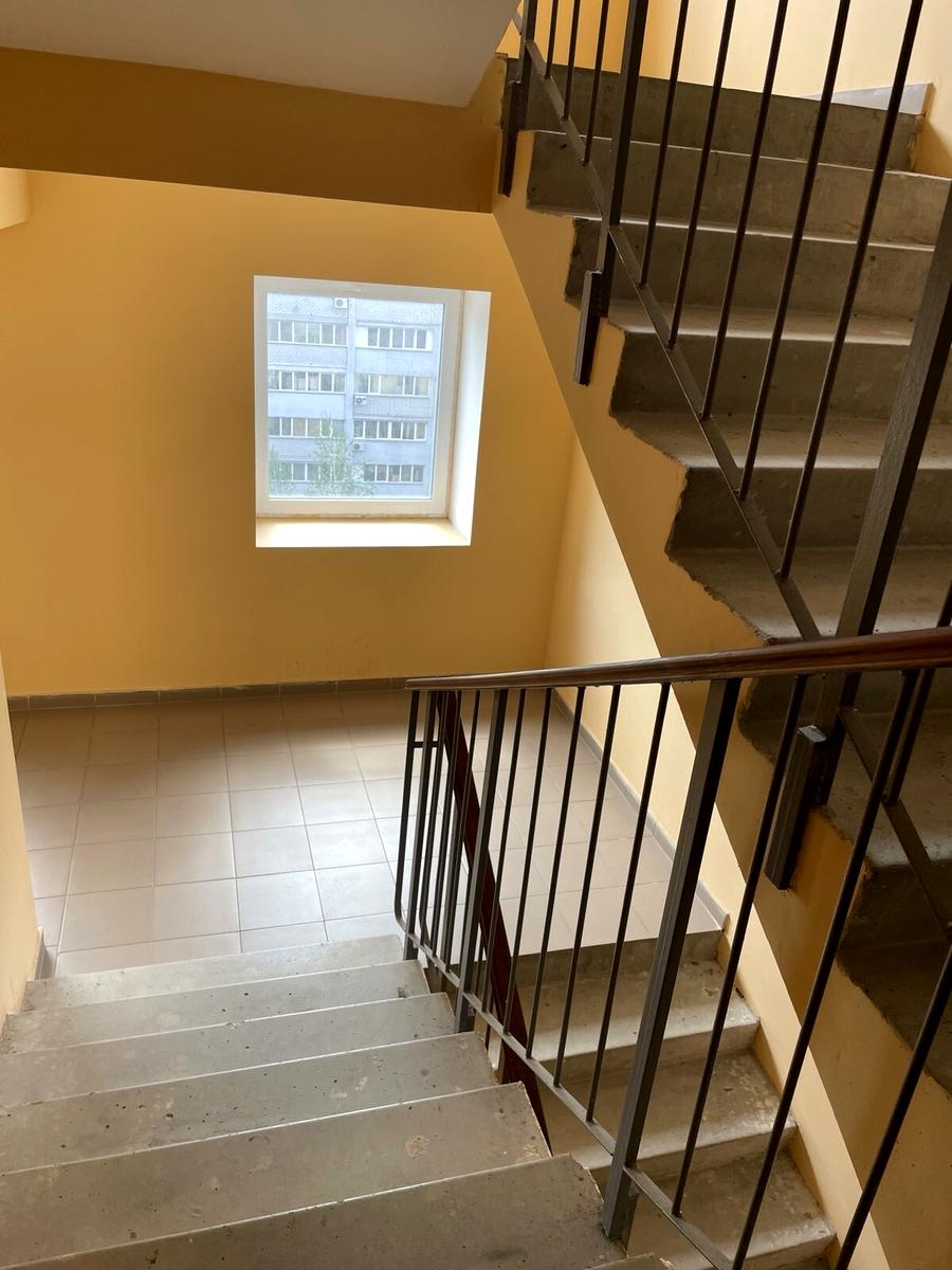1864995160119088