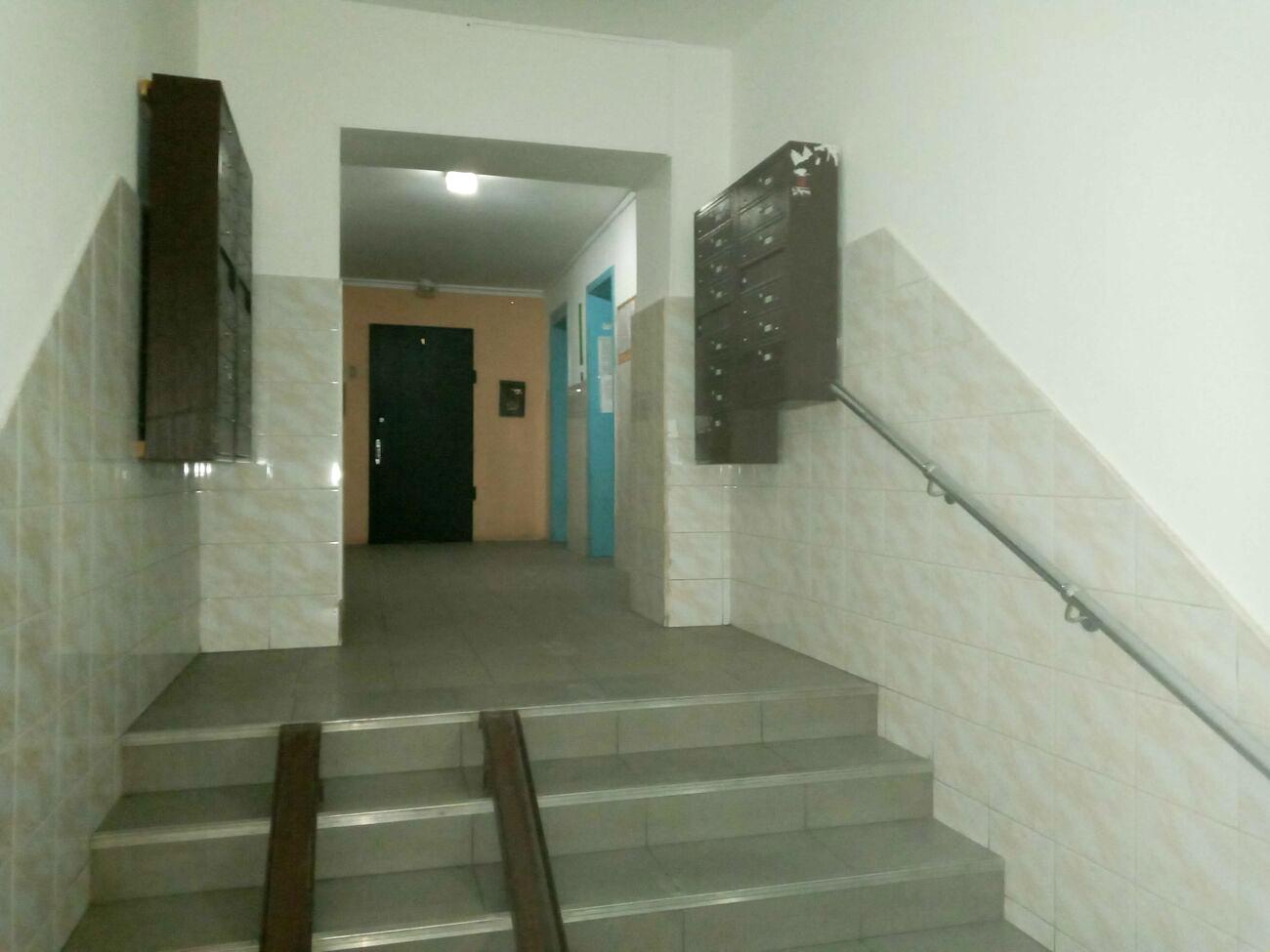 1864997531162407