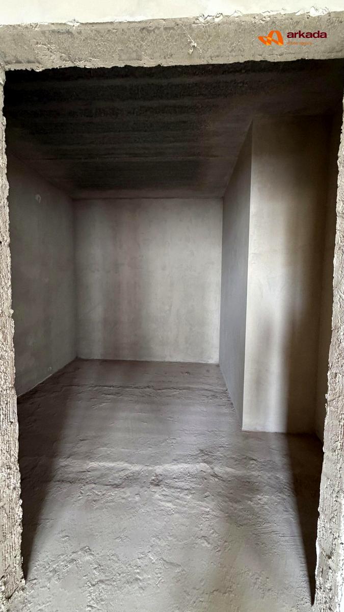 1865009128367964