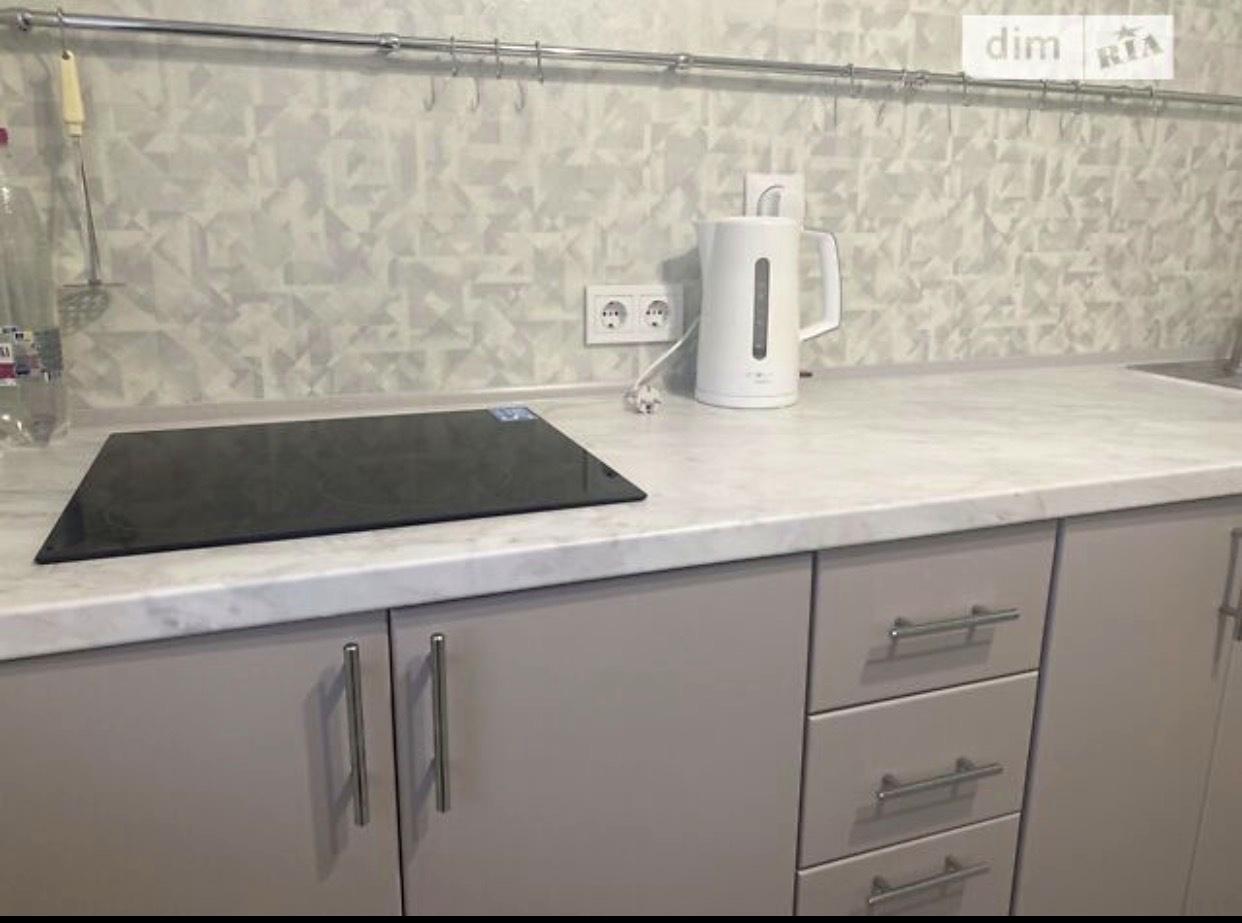 1865015684409515