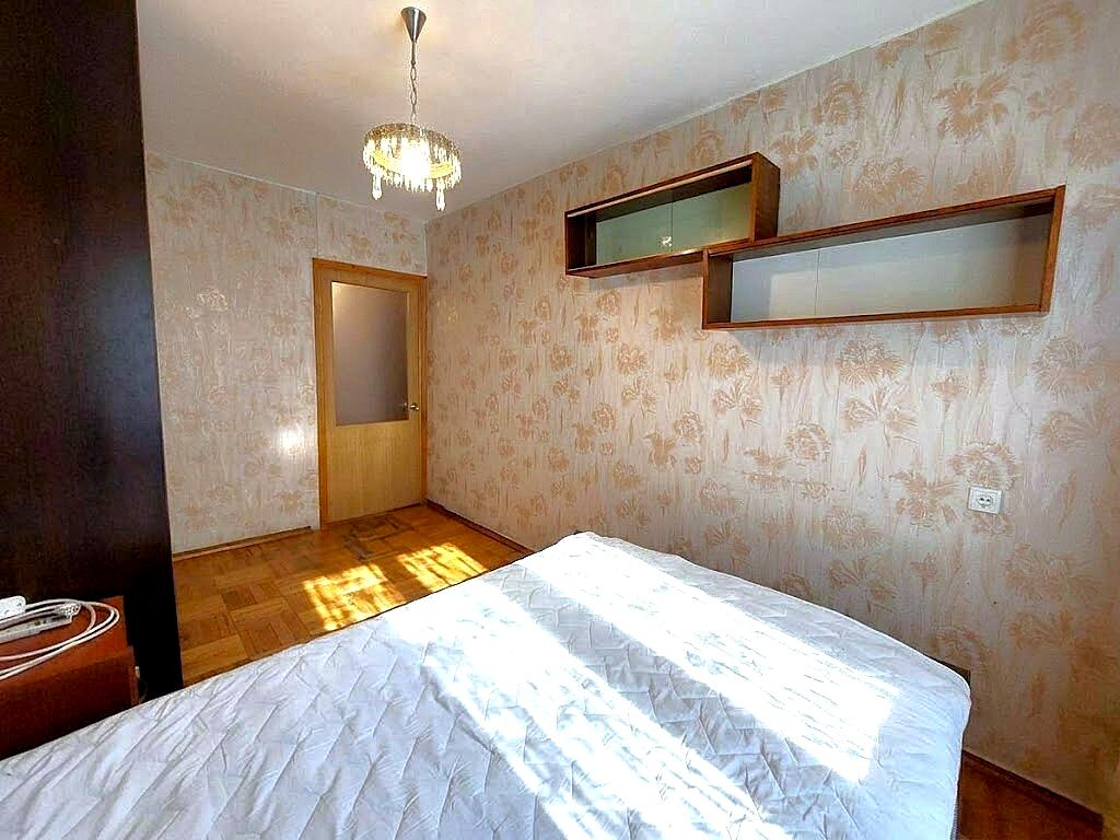 1865023380255873