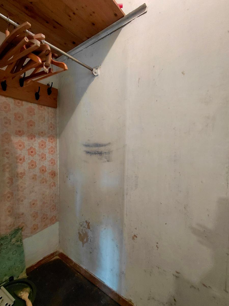 1865051805854431