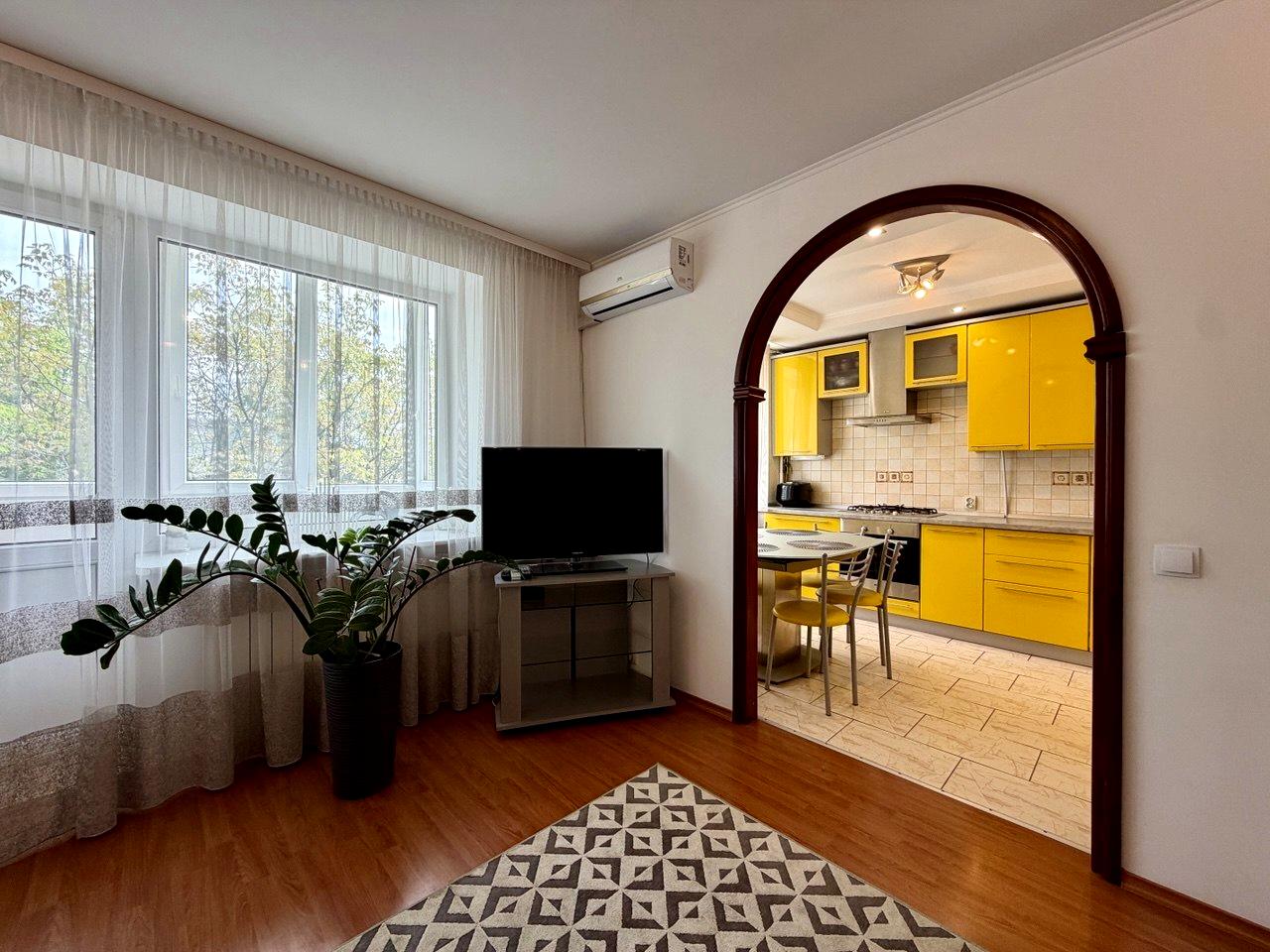 1865058004339130