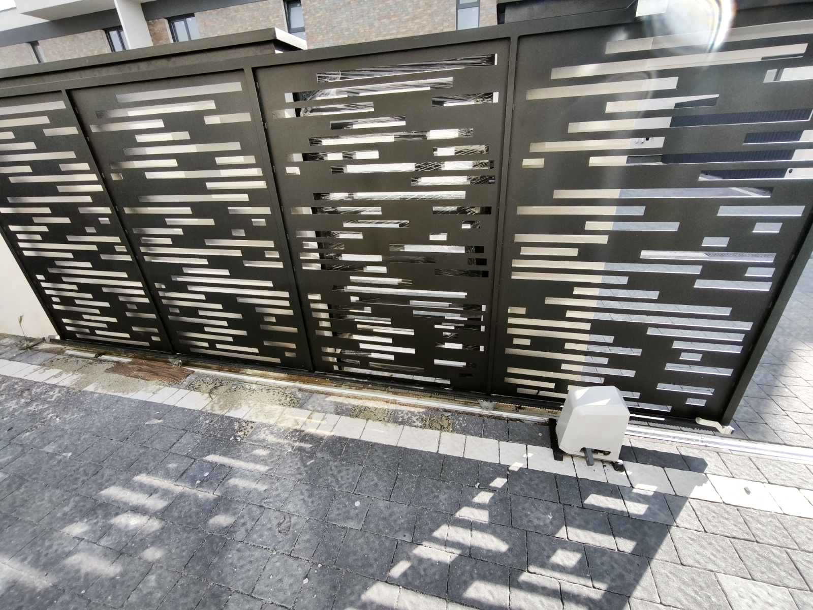 1865060418139159