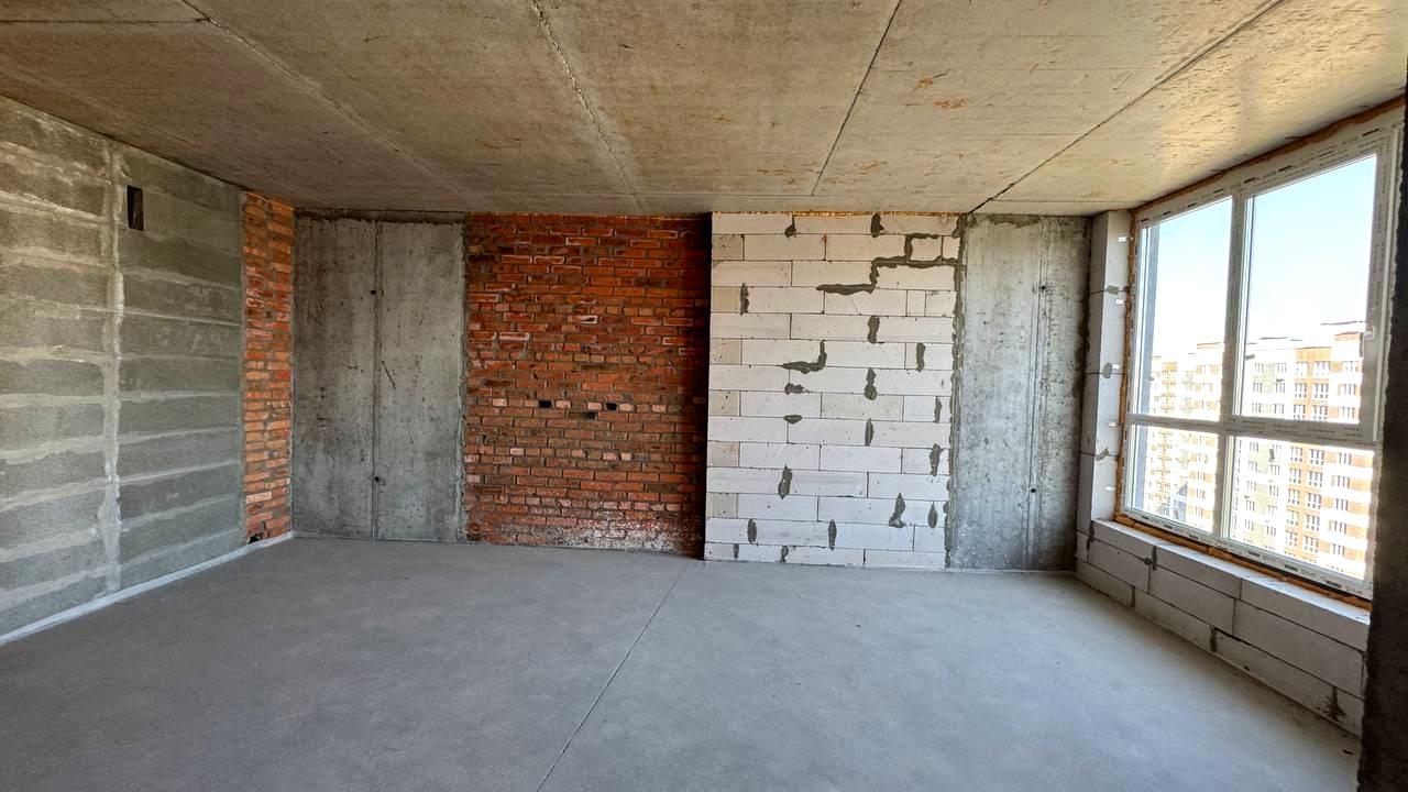 1865061468825349
