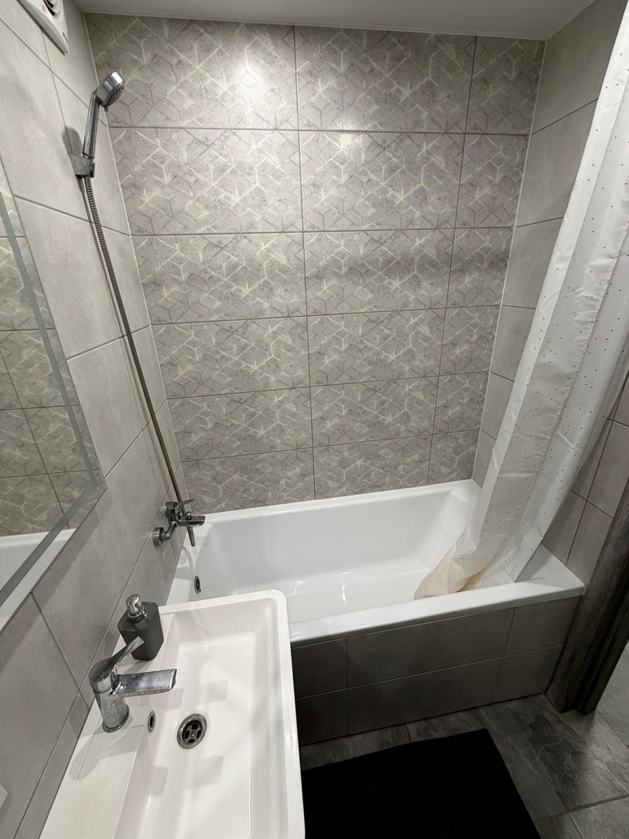 1865063467989763