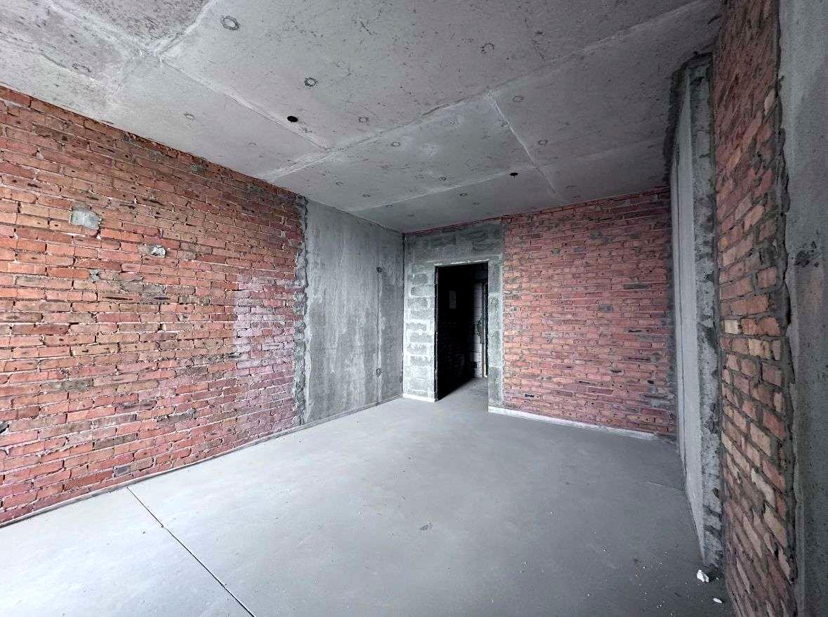 1865068915486617