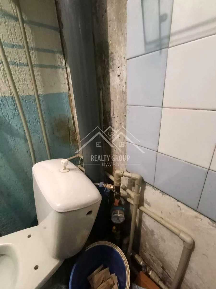 1865070237764309