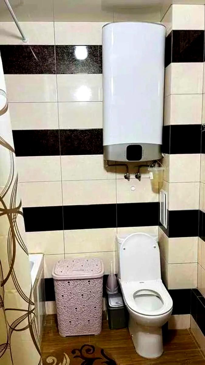 1865070534575869