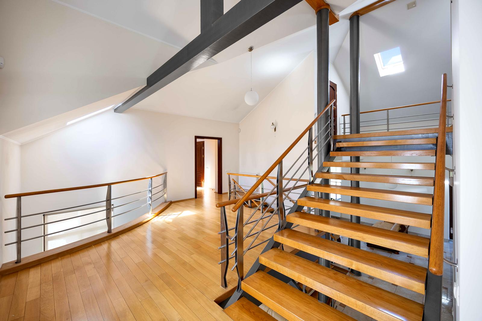 1865075694415002