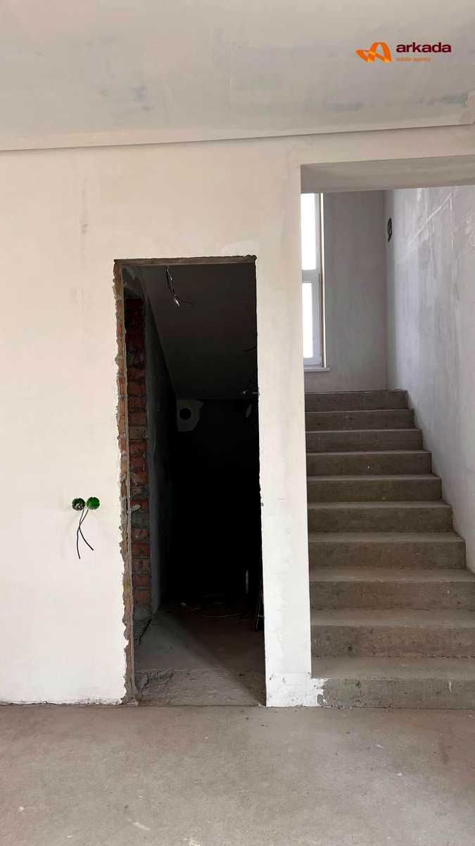 1865079255793725
