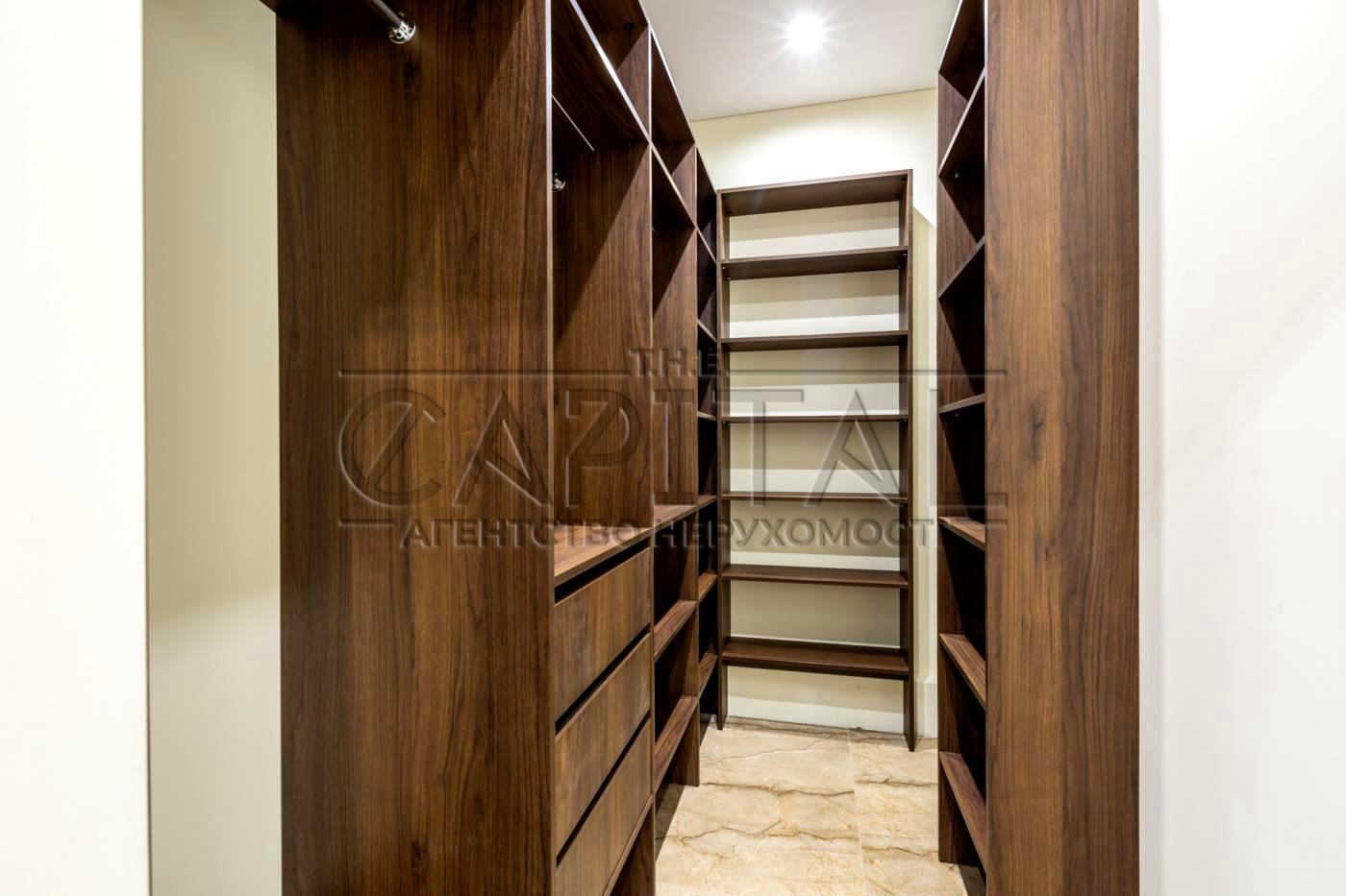 1865081132595898