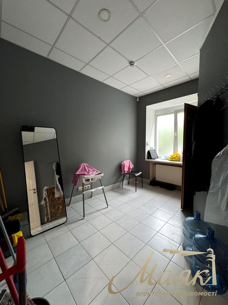 1865082706087046