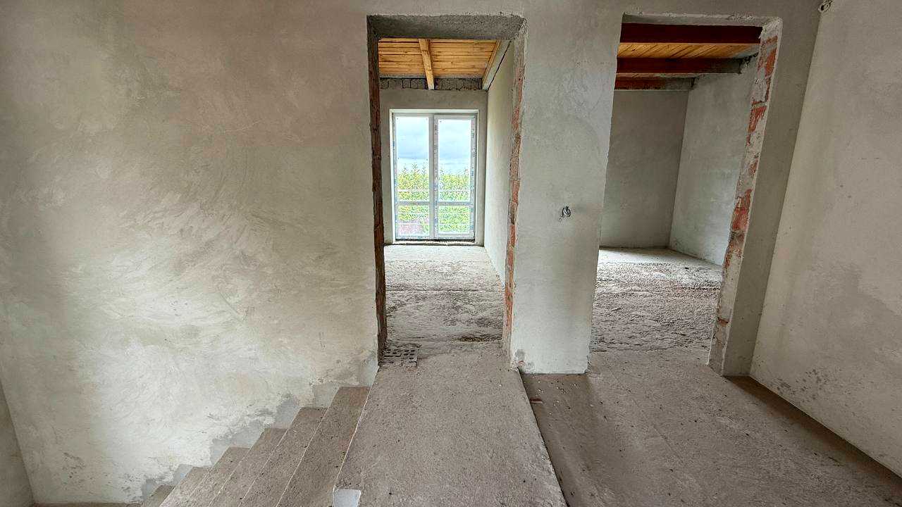 1865084898610871
