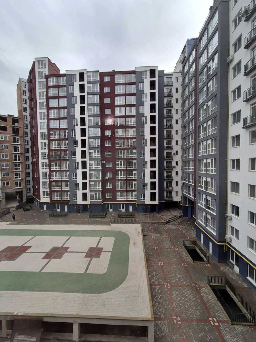 1865086861475007