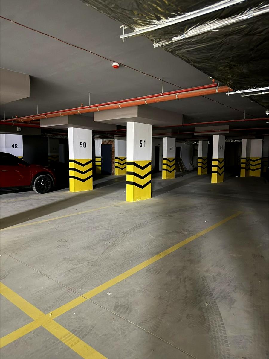 1865098443624823