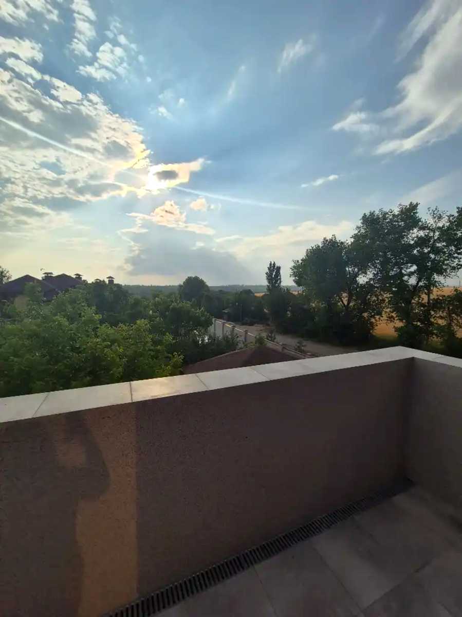 1865107895718539