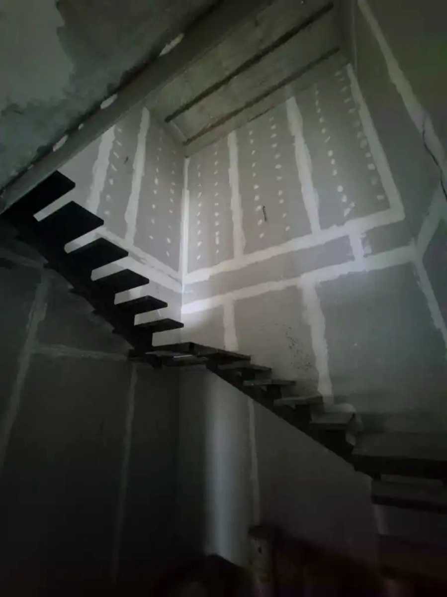 1865107898389003