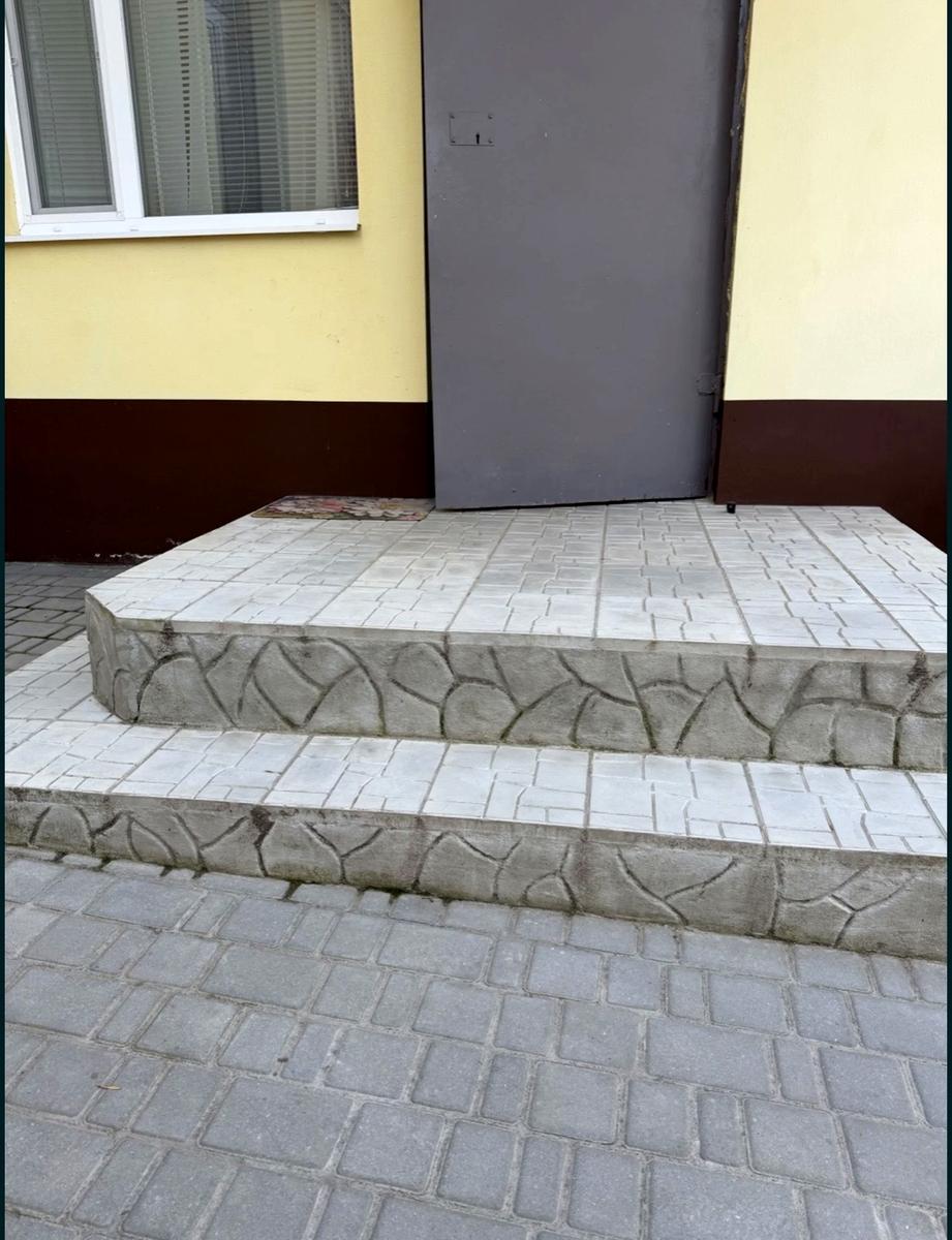 1865147836854028