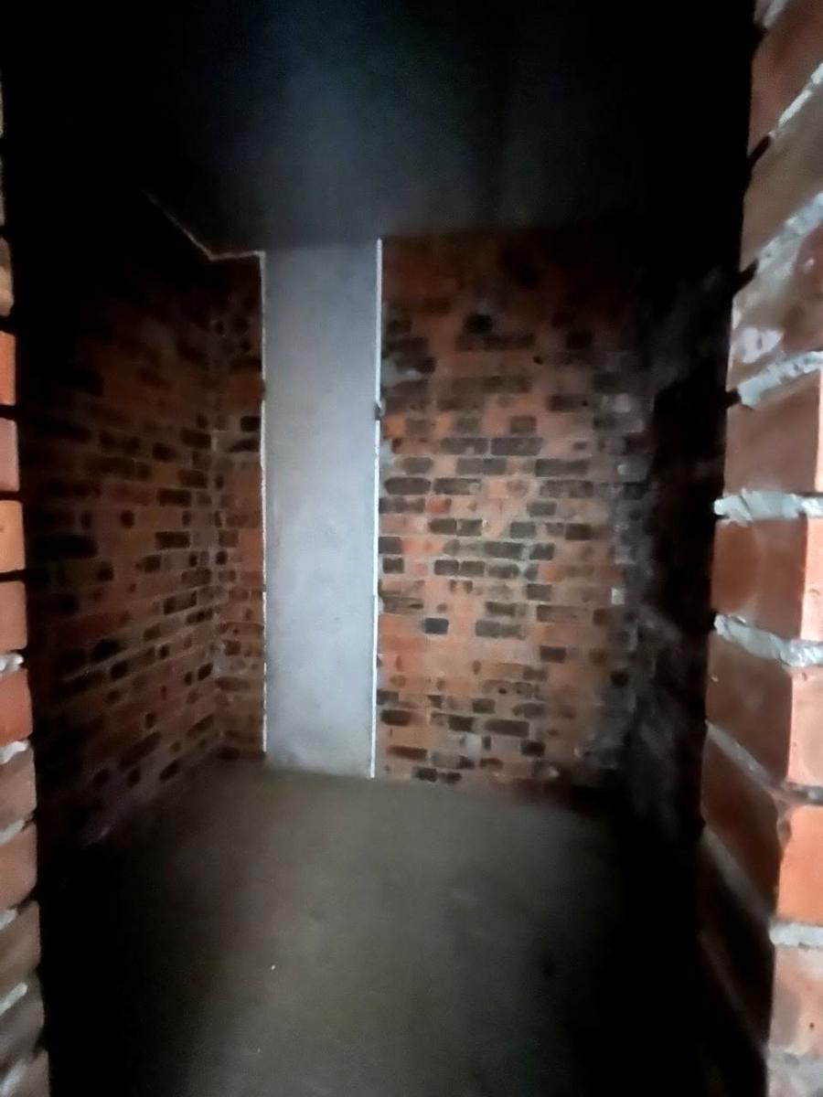 1865151484170215