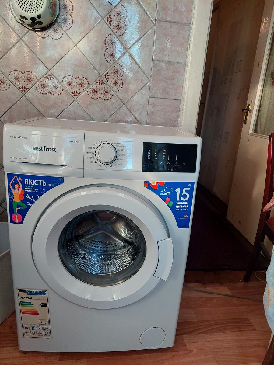 1865156612107833
