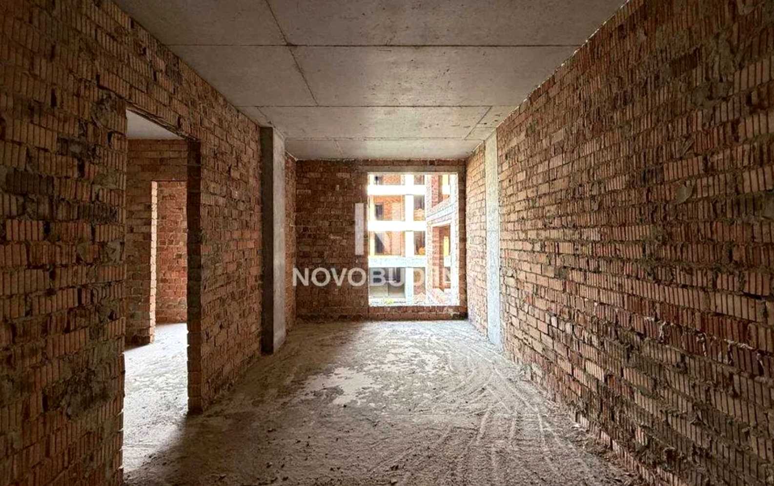 1865157228159299