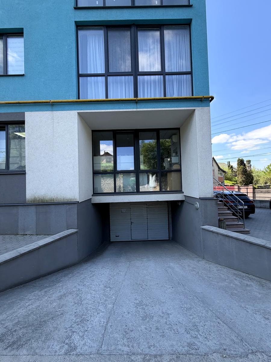 1865161646864528